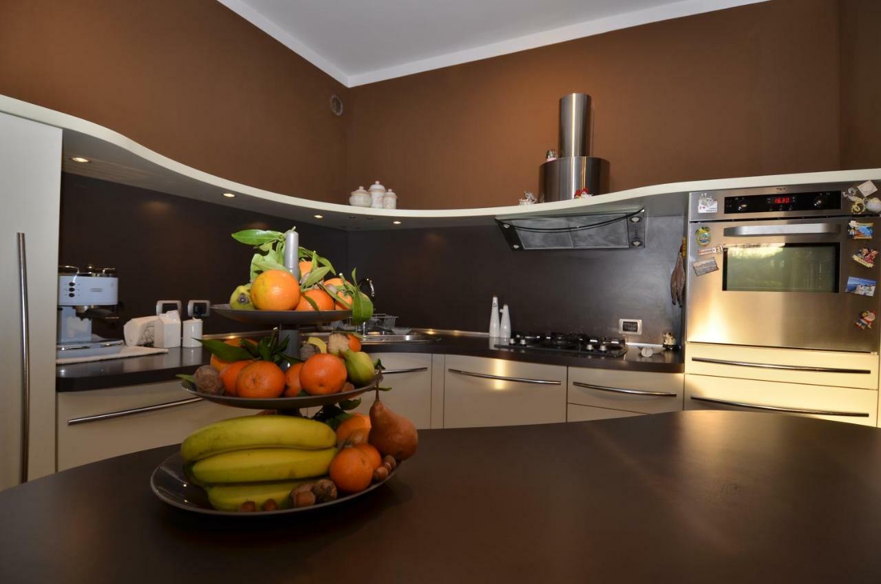 Erno Apartment Lesa Εξωτερικό φωτογραφία